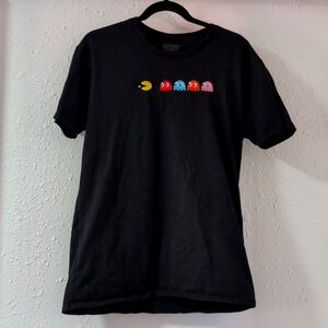 Pac-Man Embroidered Black Graphic T-shirt Unisex Large